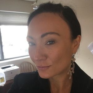 Meet your Posher, Dena